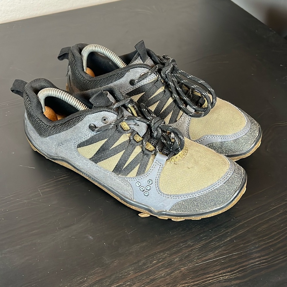 Vivo Barefoot Men's Gray and Olive Minimalist Athletic Shoes